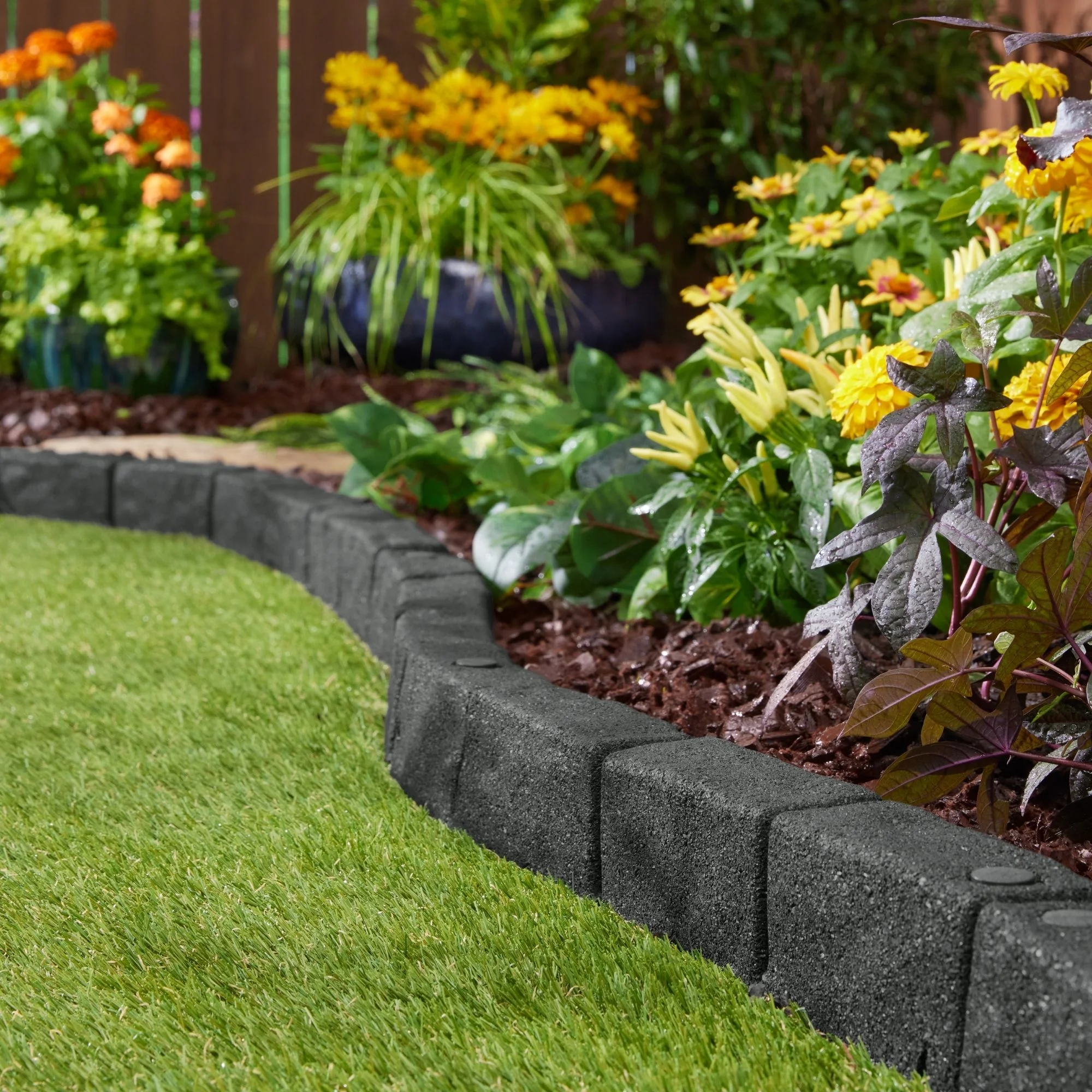 Cobblestone SmartLoc Rubber Border - Image 16